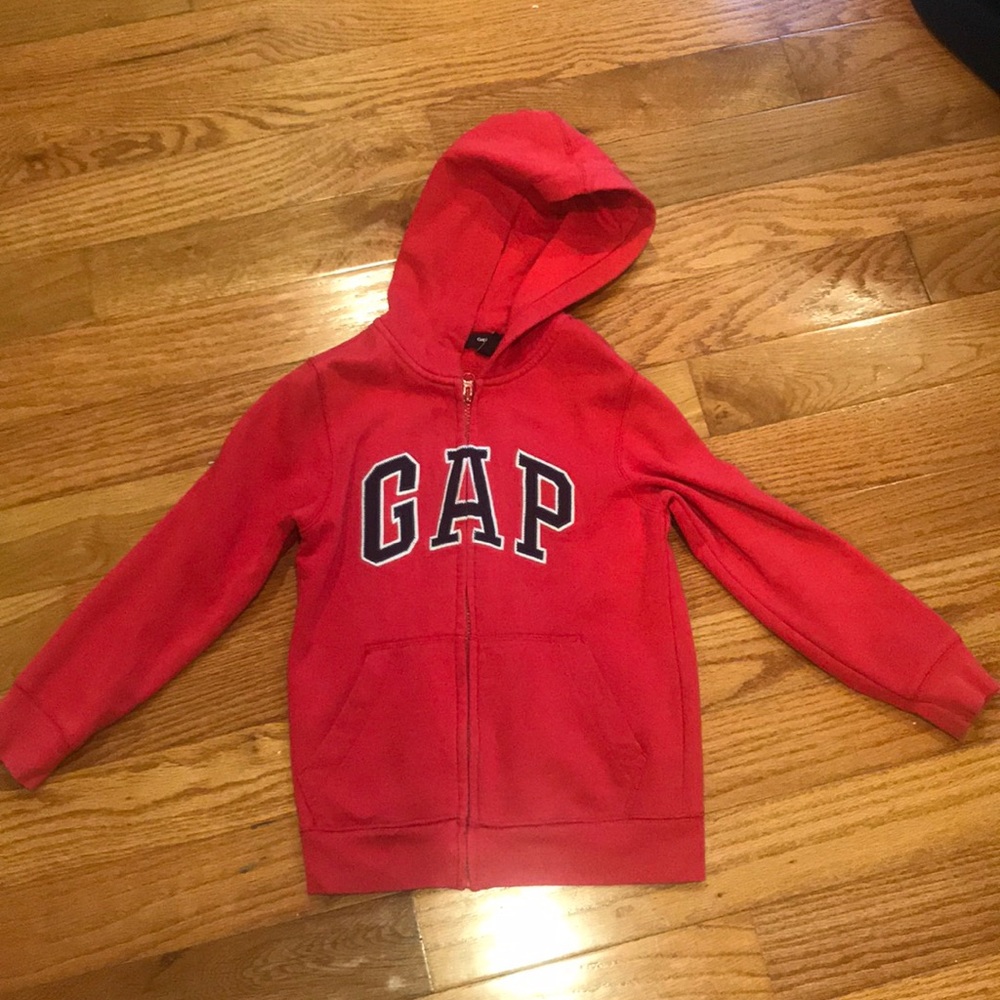 Kid’s GAP red sweatshirt